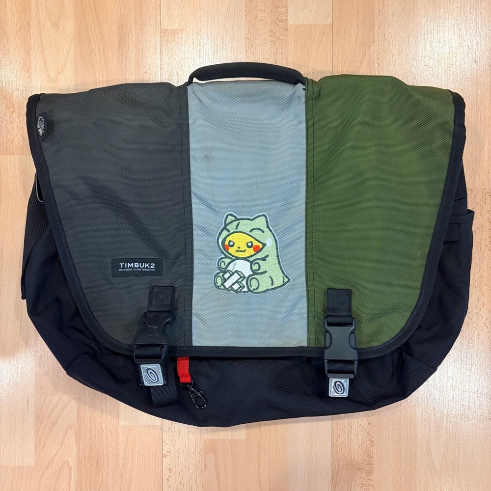 Timbuk2 x Pokémon-Amie Substitute Collection Messenger Bag